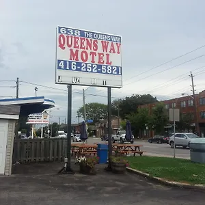 Motel Queensway Canada