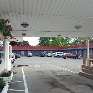 ** Motel & Canada